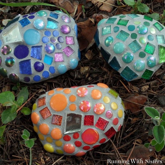 Mosaic garden rocks make diy projects tiles mosaics project whimsical using